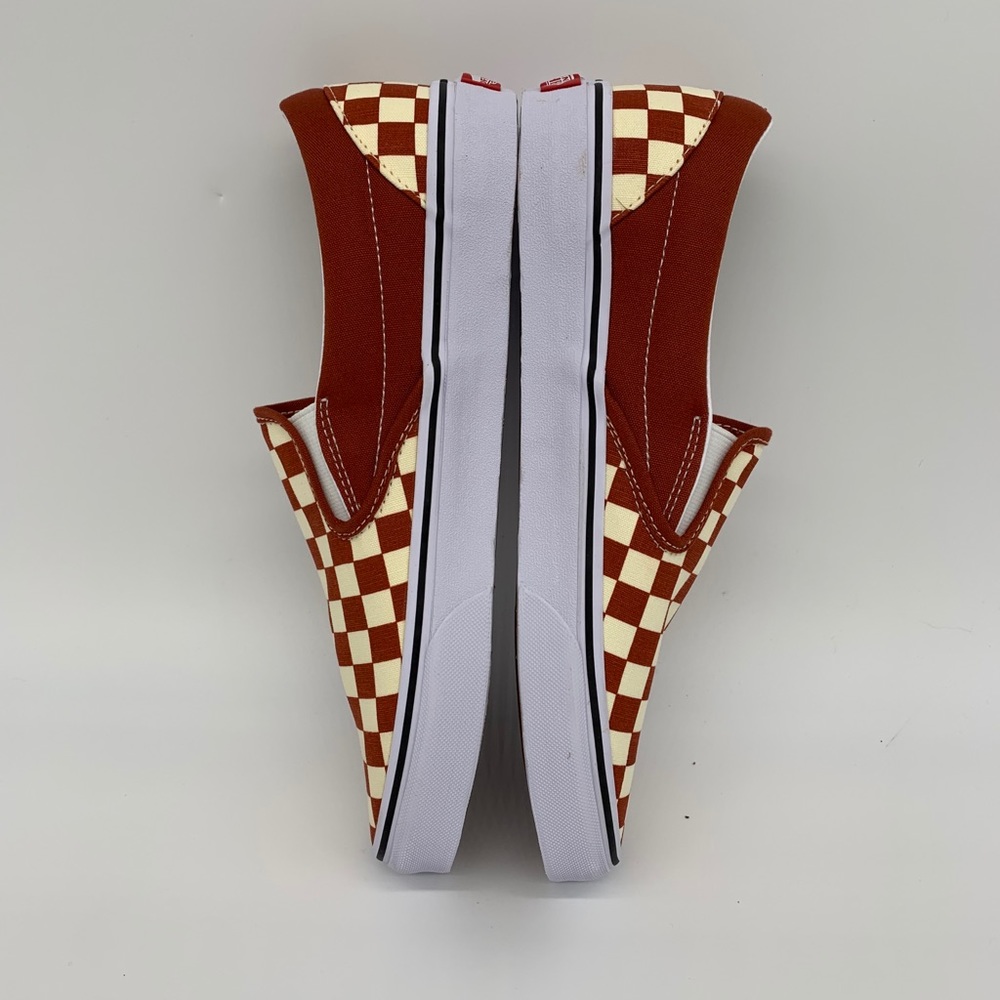 Classic Slip-On Vans - Picture 4 of 13